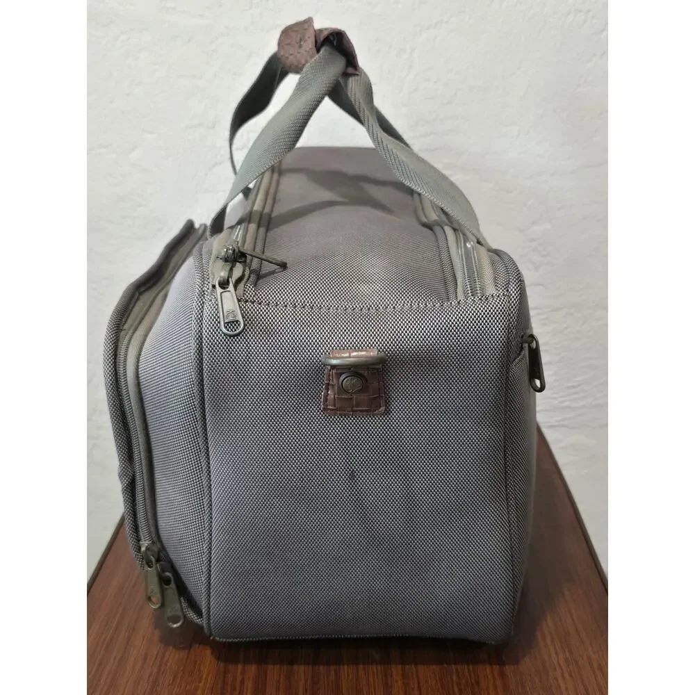 Tommy Bahama Essentials Travel Carry On Overnight Green Canvas Duffle Bag